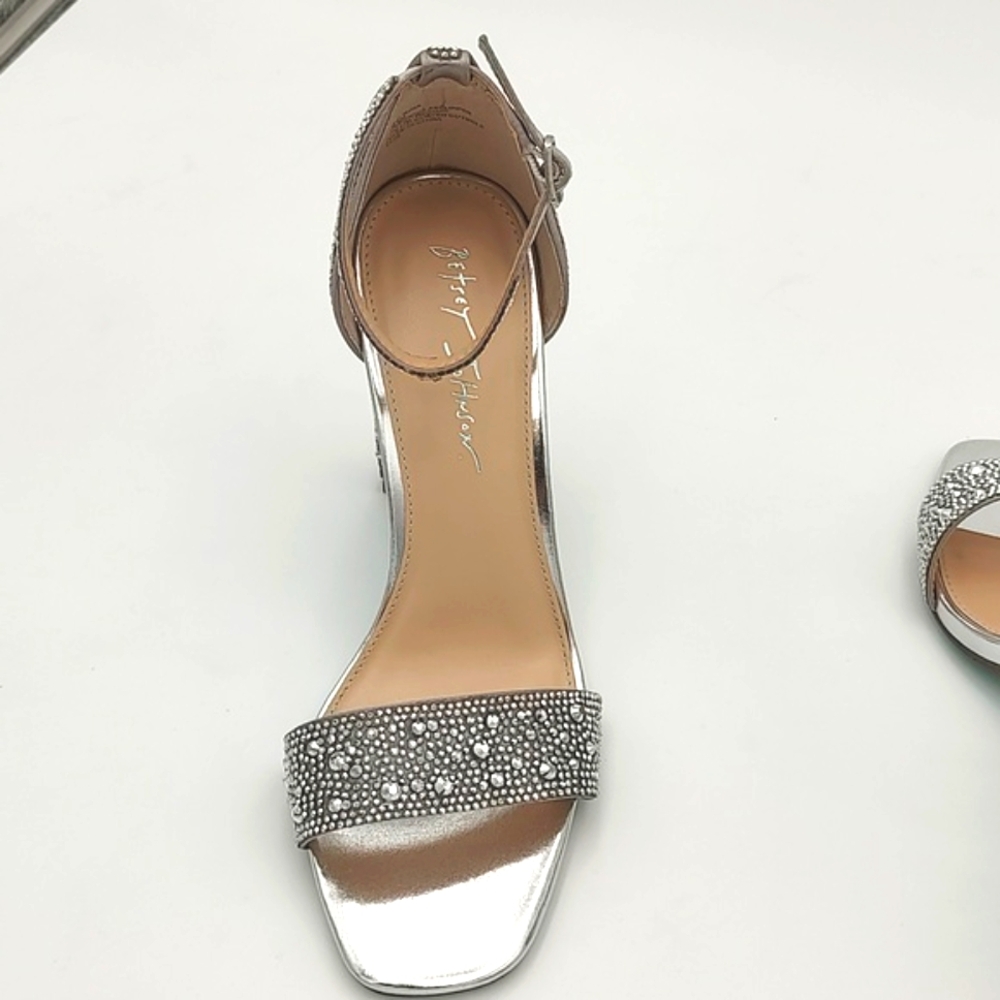 Betsey Johnson Silver Rhinestone Rina Heels 8.5 New - Picture 7 of 15